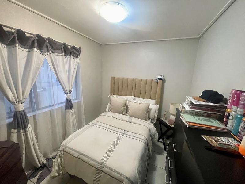 2 Bedroom Property for Sale in Sanlamhof Western Cape